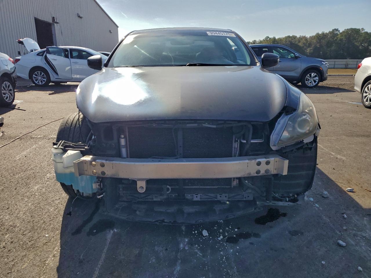 INFINITI G37 Base Image 11