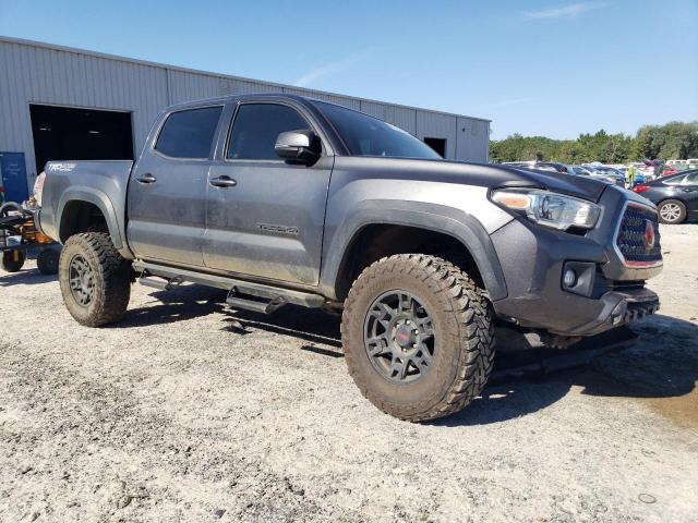 Toyota Tacoma Double Cab Image 8