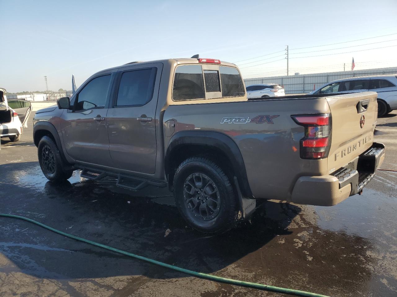 Nissan Frontier S Image 3