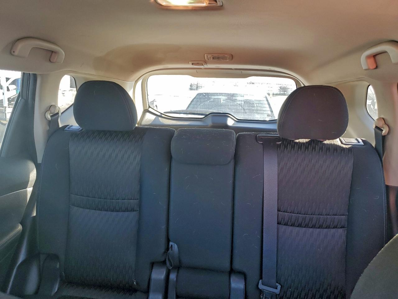 Nissan Rogue S Image 10