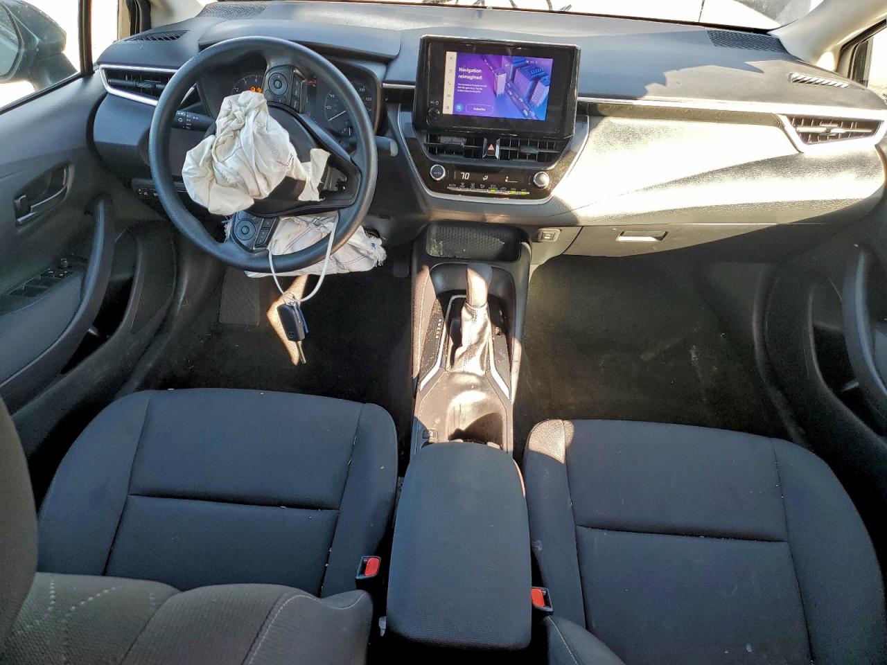 Toyota Corolla Le Image 9