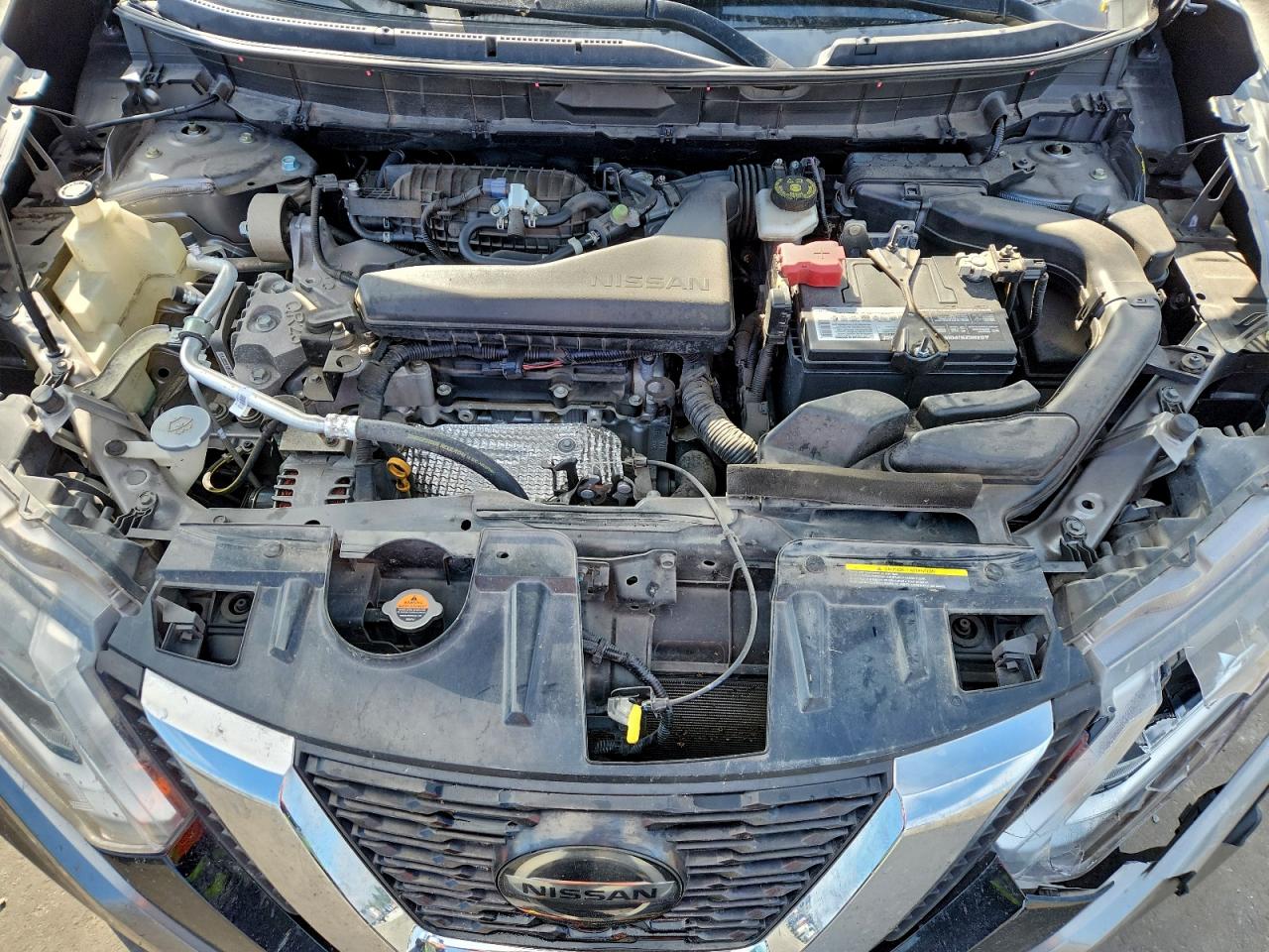 Nissan Rogue S Image 9