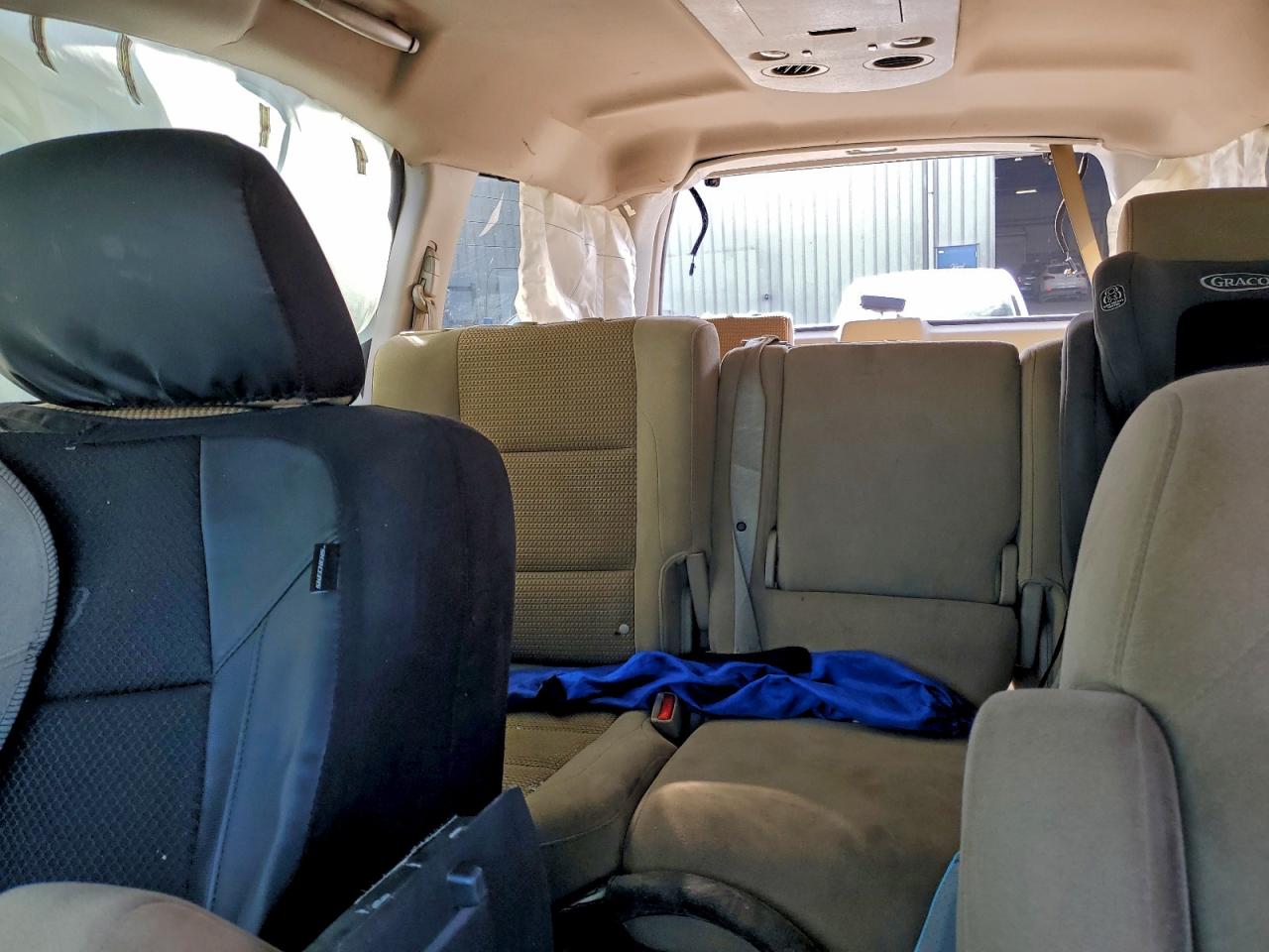 Nissan Armada Sv Image 7