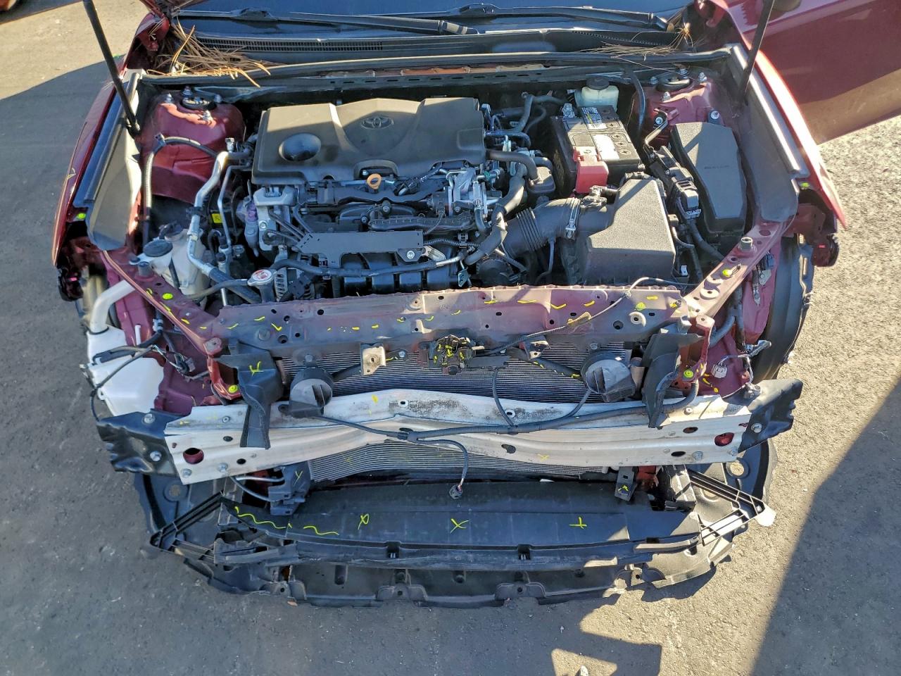 Toyota Camry L Image 4