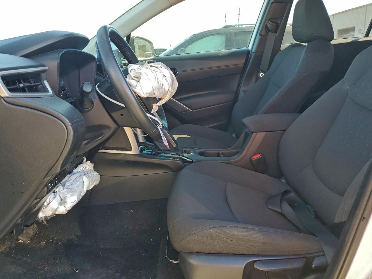 Toyota Corolla Le Image 5