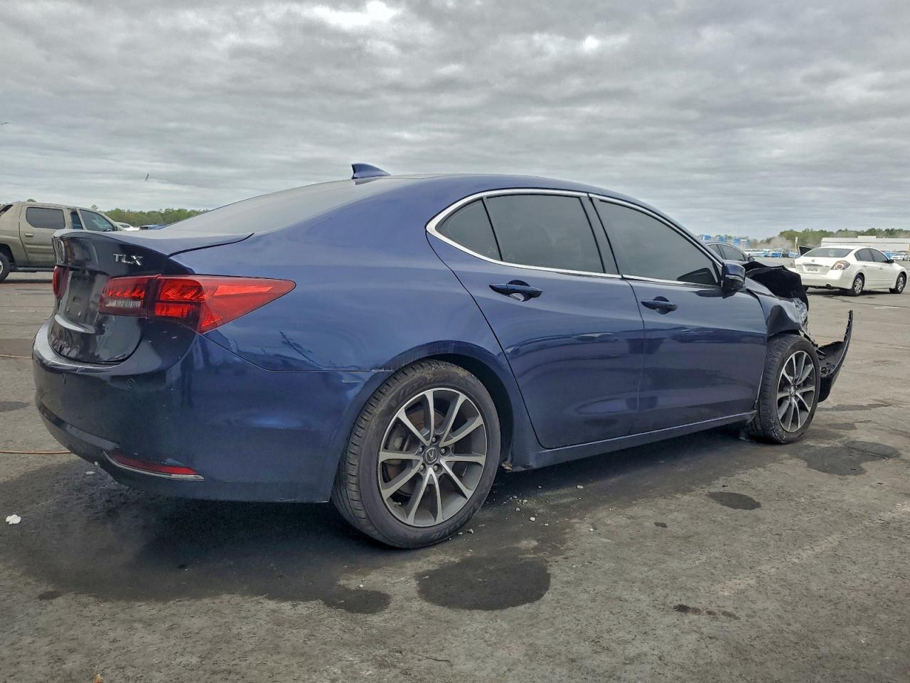 Acura TLX Advance Image 11