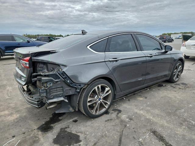 Ford Fusion Titanium Image 3