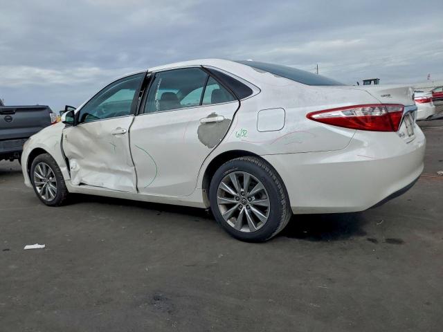 Toyota Camry Le Image 2