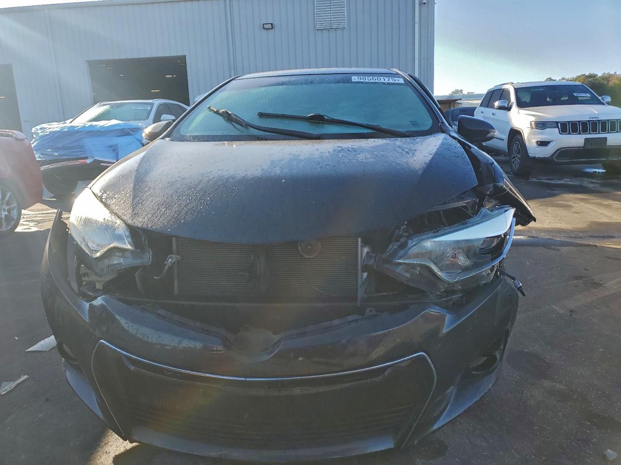 Toyota Corolla L Image 7