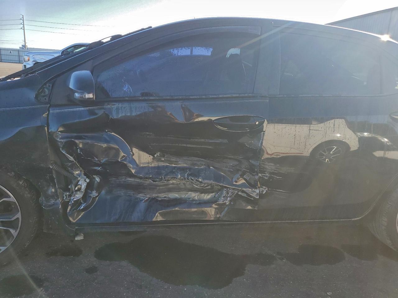 Toyota Corolla L Image 5