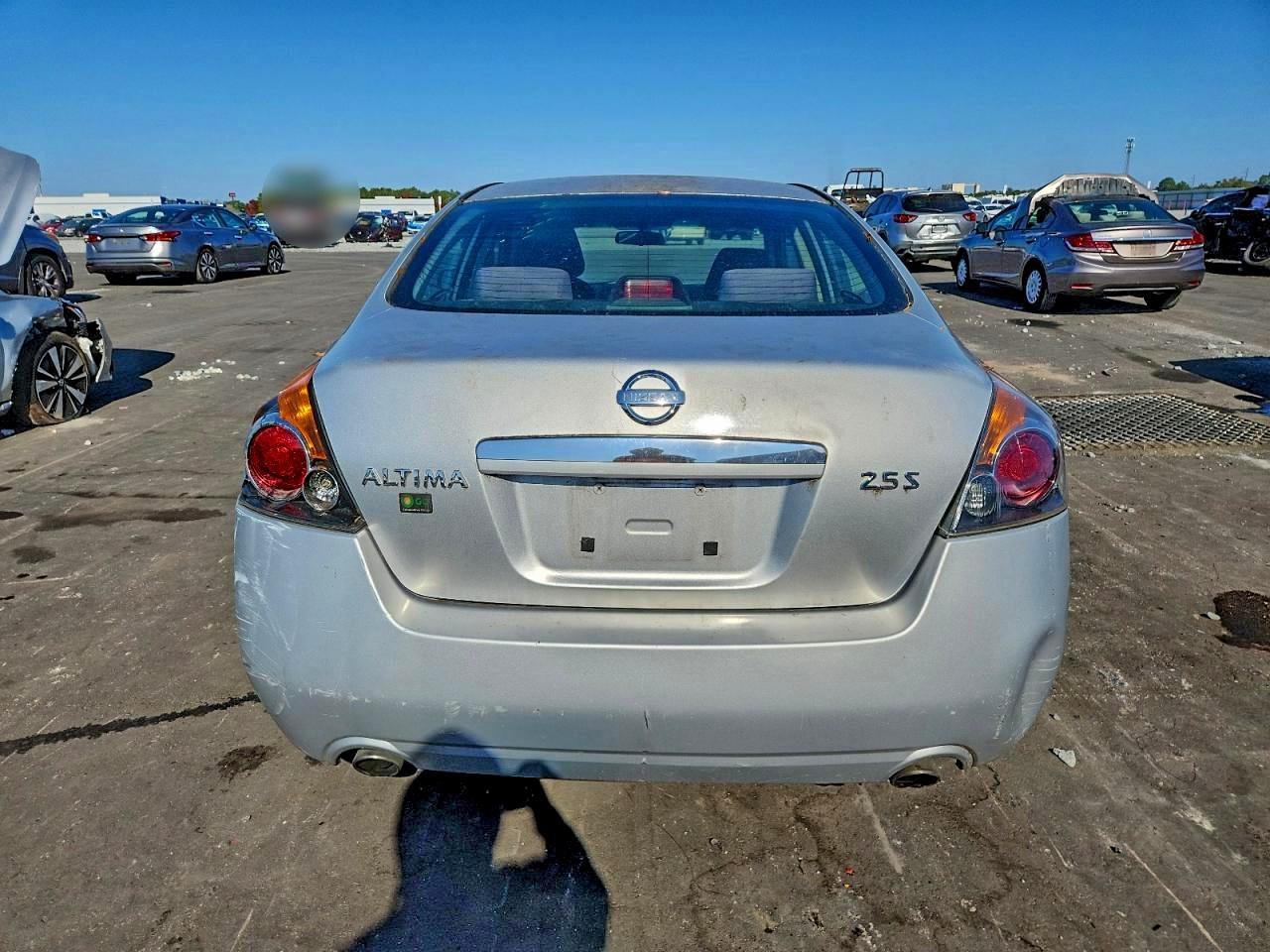 Nissan Altima 2.5 Image 12