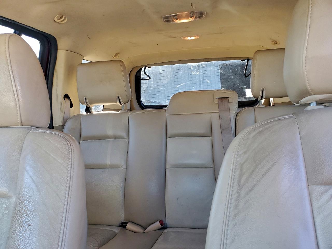 Ford Explorer Eddie Bauer Image 6