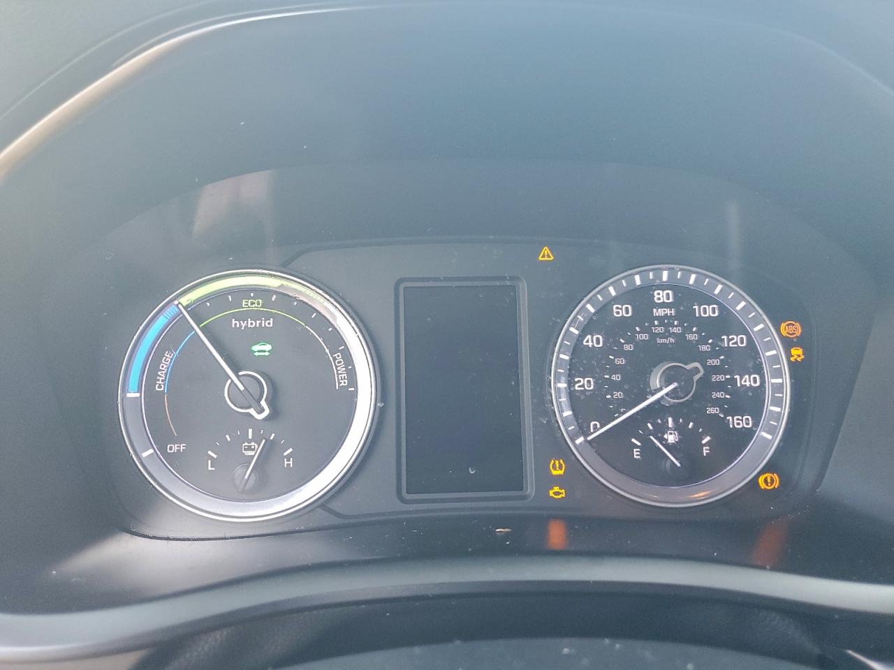 Hyundai SONATA Hybrid Image 6