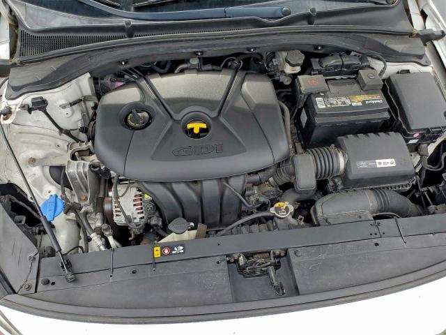 Hyundai ELANTRA Image 13