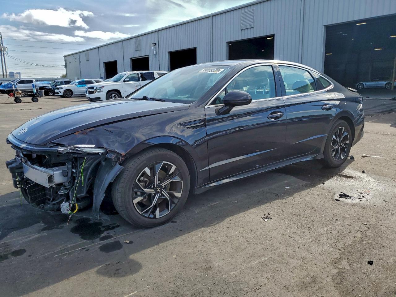 Hyundai SONATA Sel Image 1