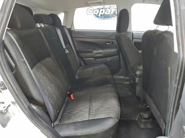 Mitsubishi Outlander S Image 6