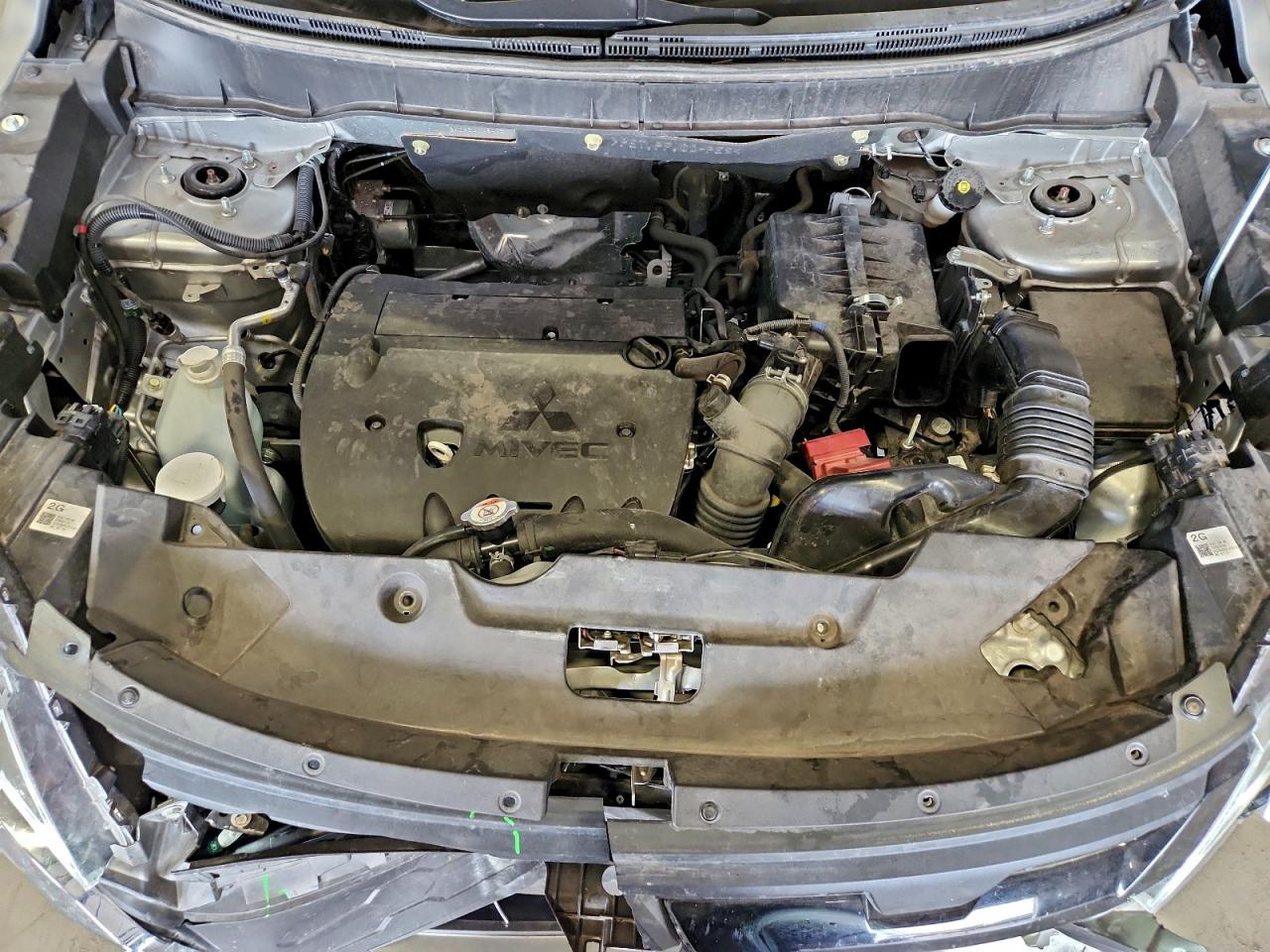 Mitsubishi Outlander S Image 13