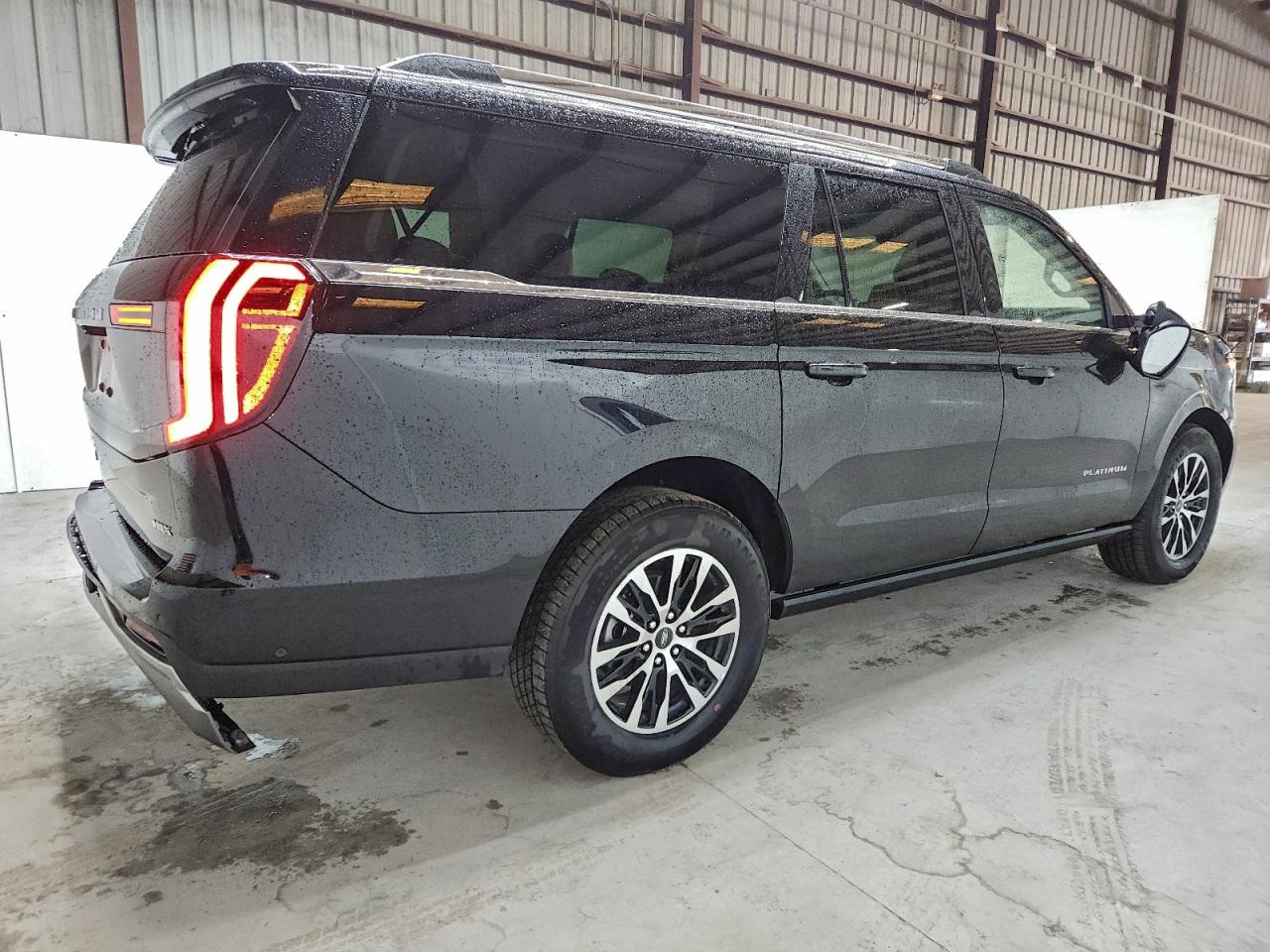Ford Expedition Max Platinum Image 6