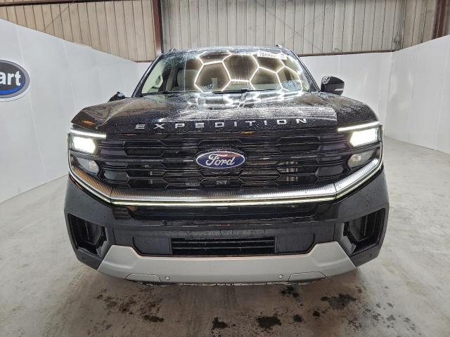 Ford Expedition Max Platinum Image 3