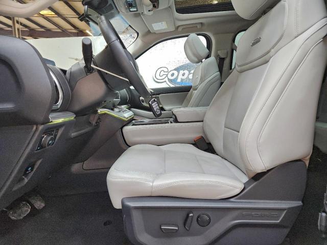 Ford Expedition Max Platinum Image 4