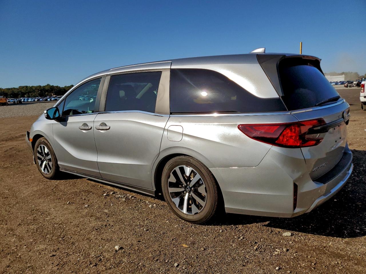 Honda Odyssey Exl Image 9