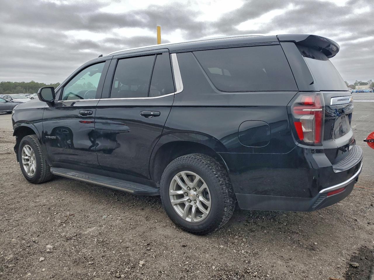 Chevrolet Tahoe C1500 Lt Image 2