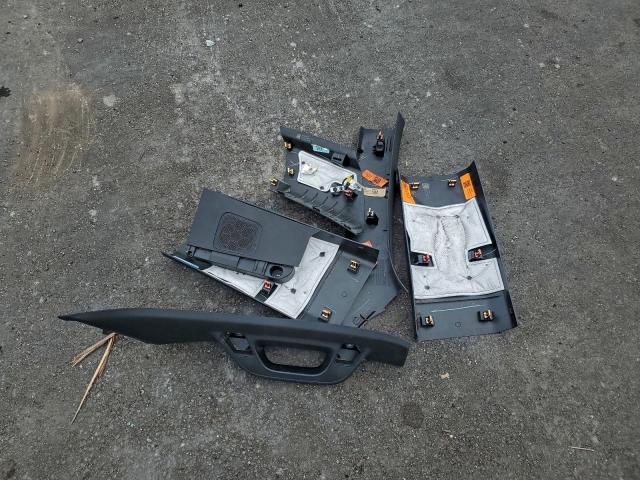 Chevrolet Tahoe C1500 Lt Image 7