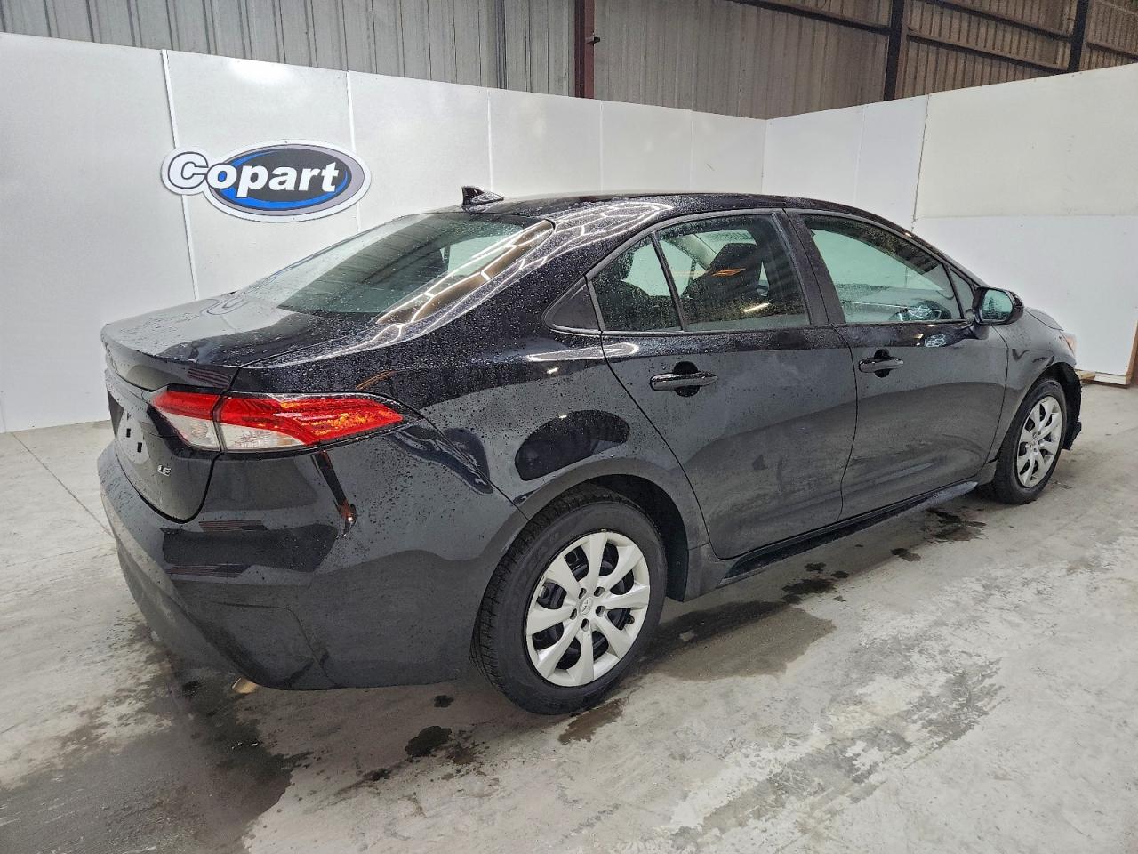 Toyota Corolla Le Image 13