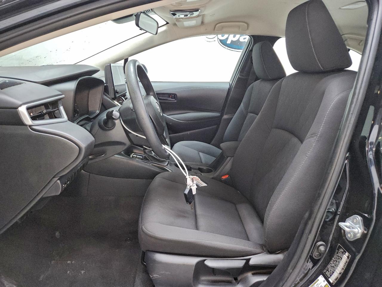 Toyota Corolla Le Image 2