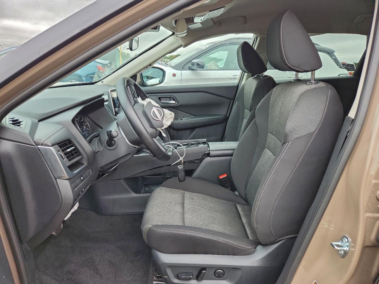 Nissan Rogue Sv Image 3