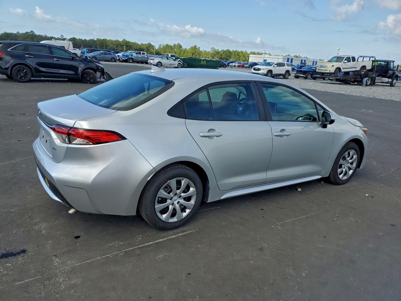 Toyota Corolla Le Image 9