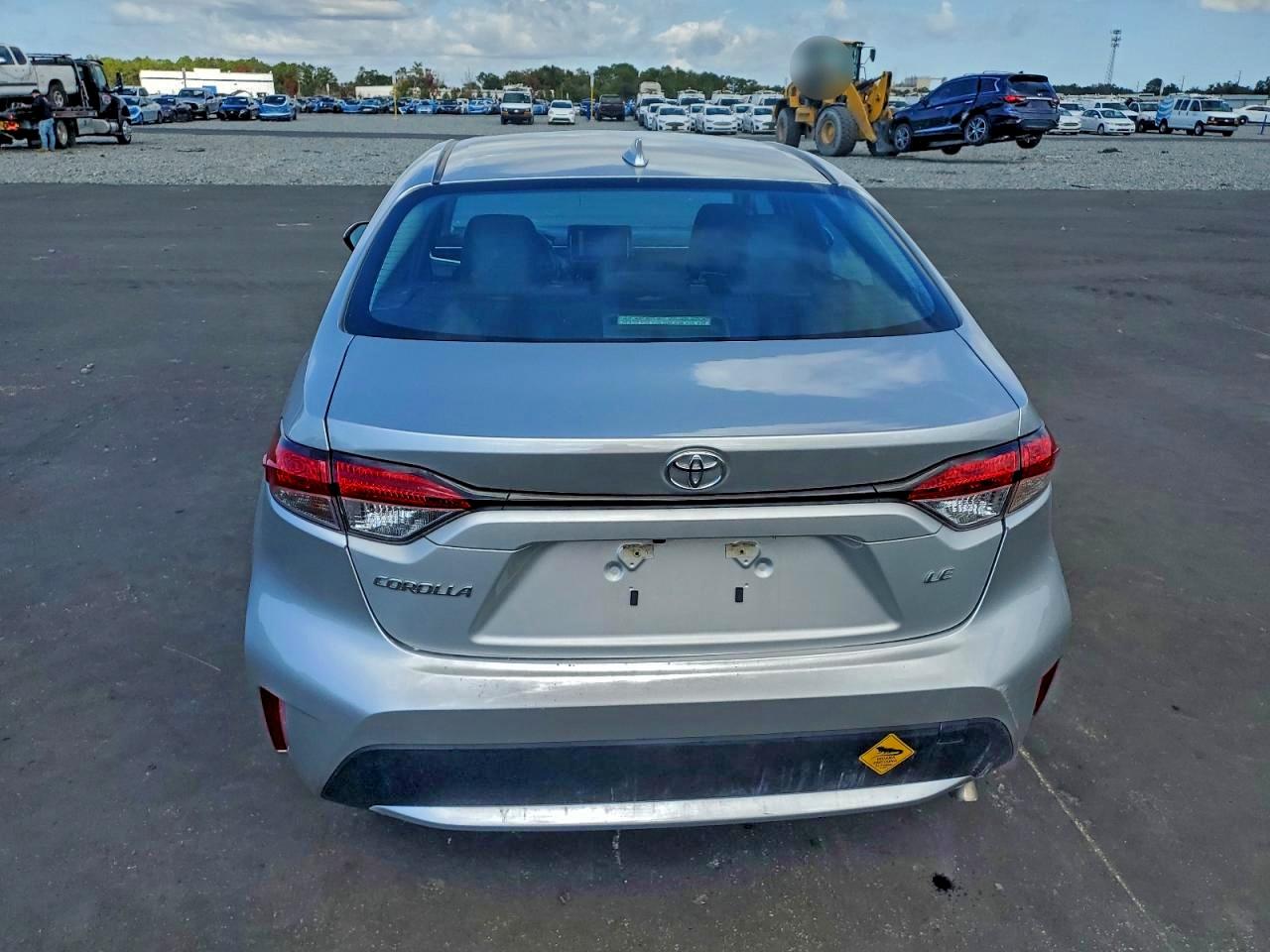 Toyota Corolla Le Image 6