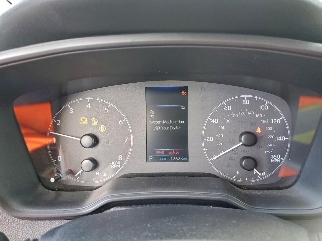 Toyota Corolla Le Image 12