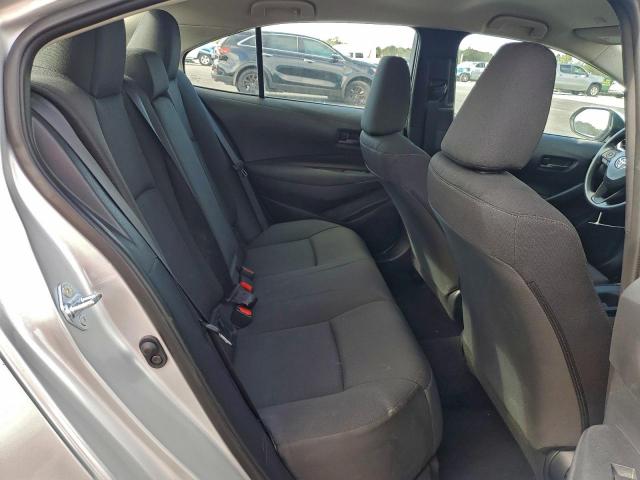 Toyota Corolla Le Image 8