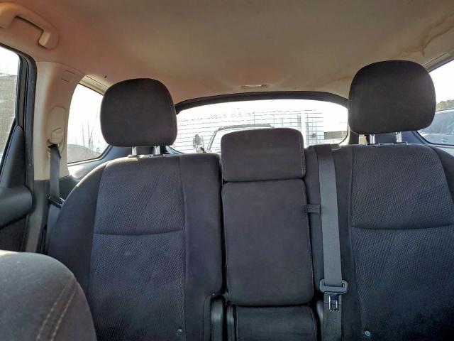 Nissan Pathfinder S Image 10