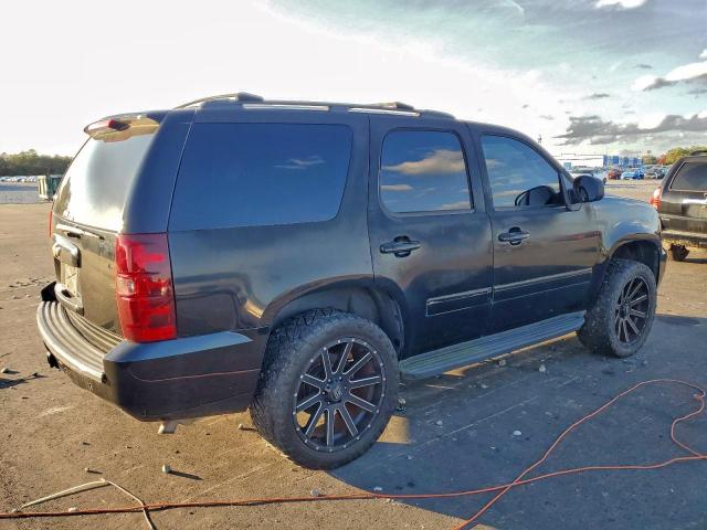 Chevrolet Tahoe C1500 Ltz Image 9