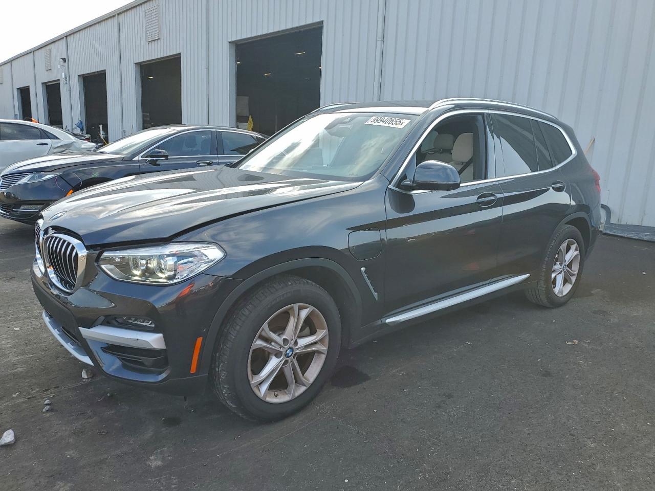 BMW X Series Xdrive30e Image 1