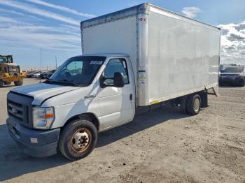  Salvage Ford E-350