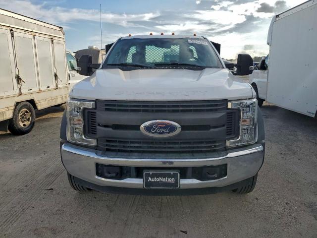 Ford F-450 Super Duty Image 5