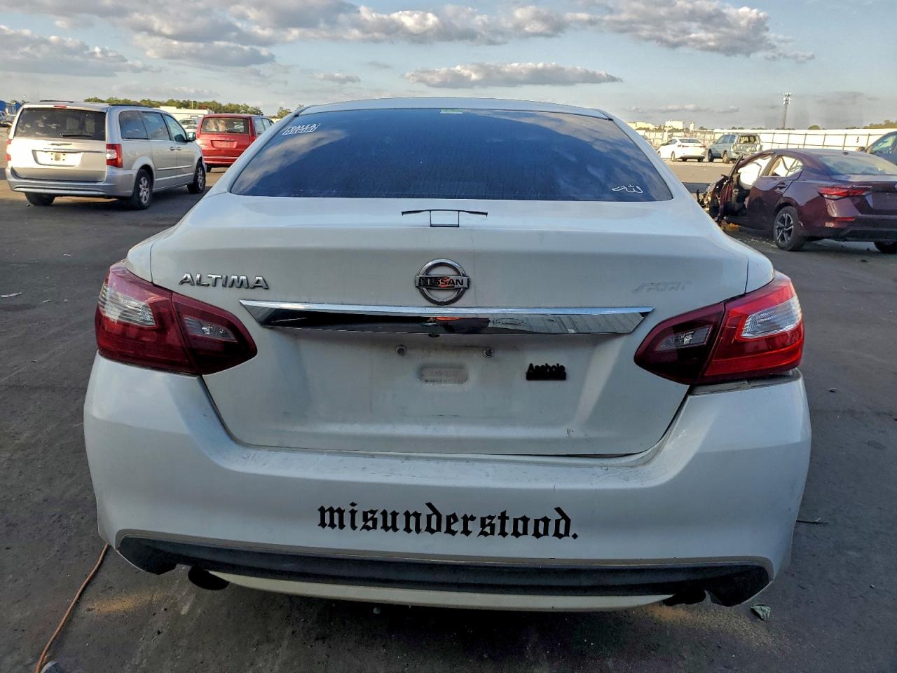 Nissan Altima 2.5 Image 10