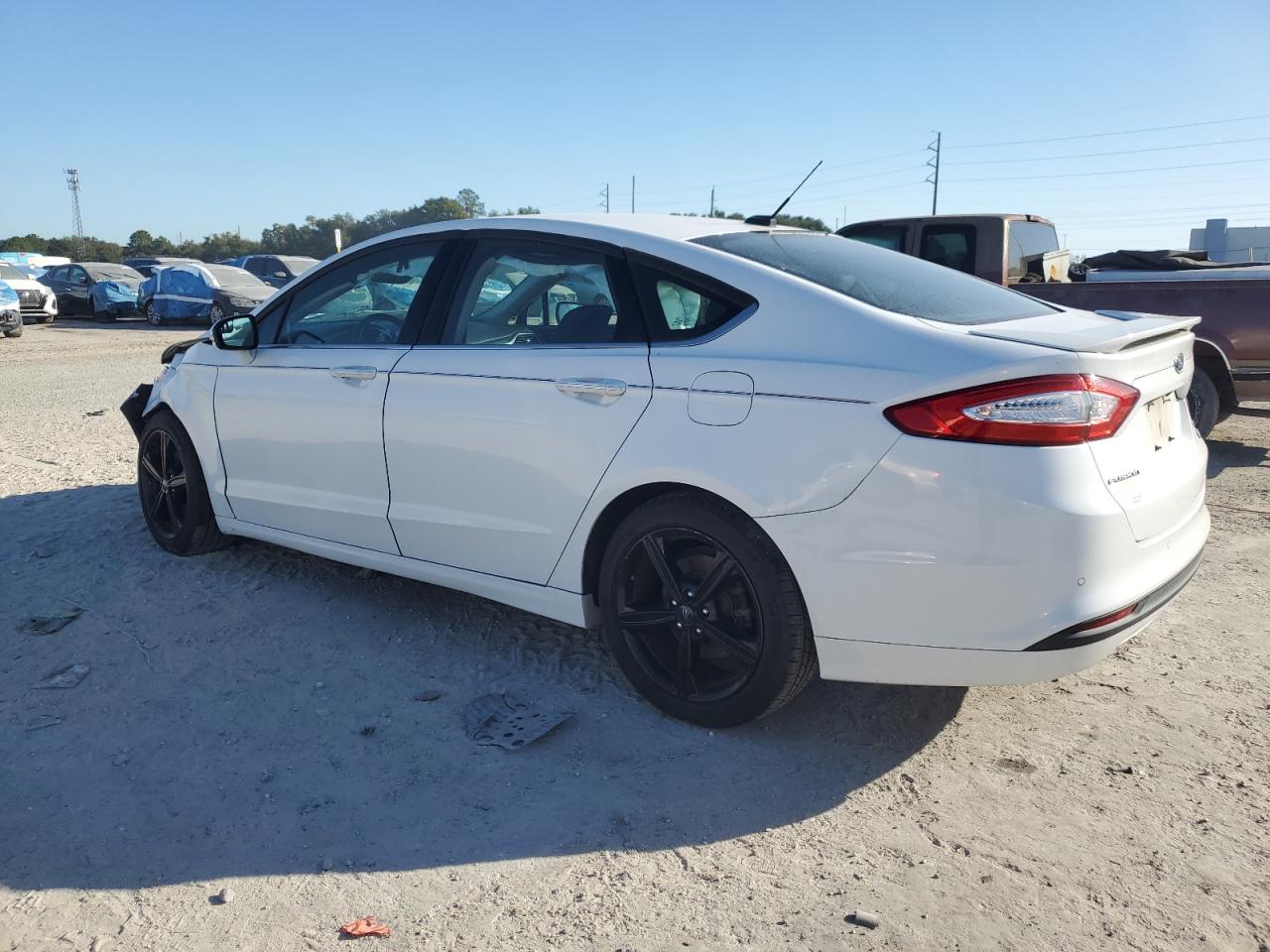 Ford Fusion Se Image 2
