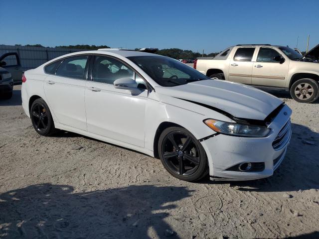 Ford Fusion Se Image 6