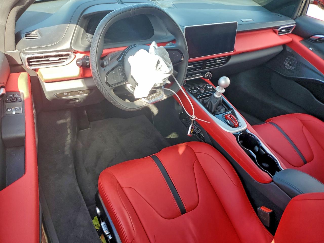 Lotus Emira Image 10