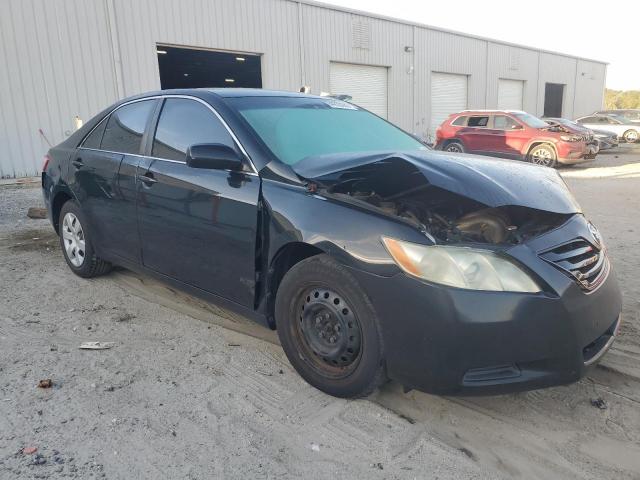 Toyota Camry Base Image 6