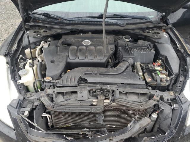 Nissan Altima Base Image 11