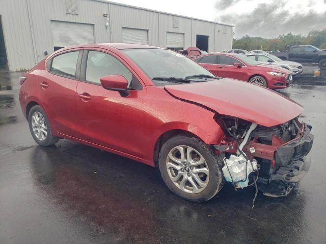 Toyota Yaris Image 4