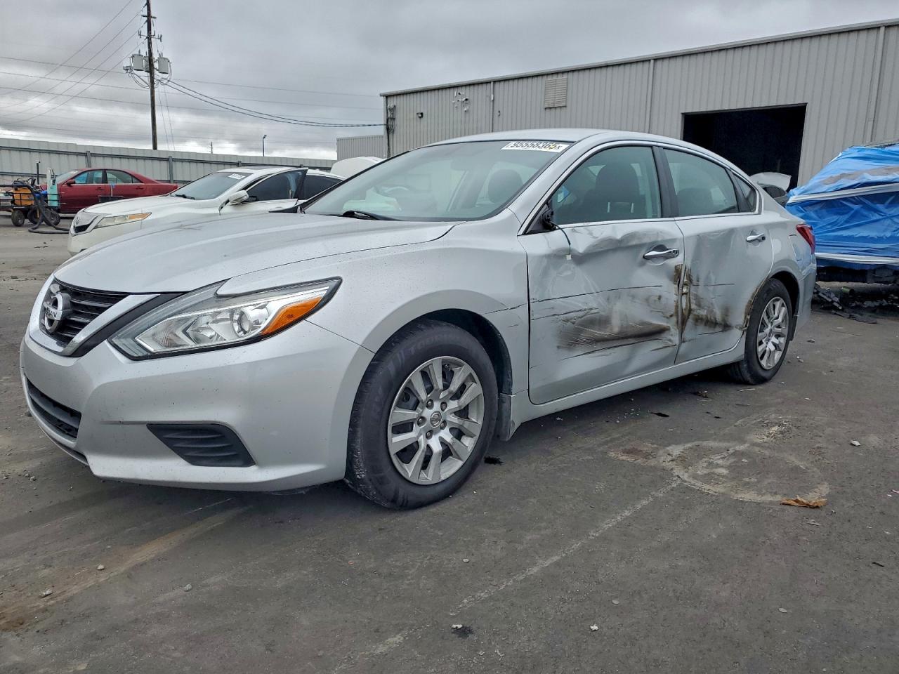 Nissan Altima 2.5 Image 1