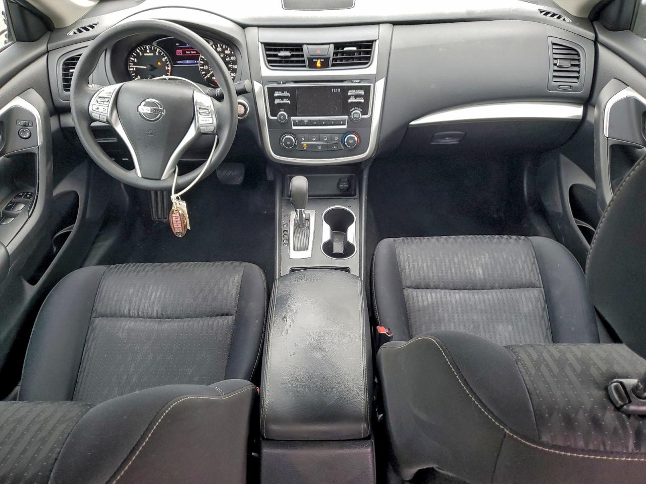 Nissan Altima 2.5 Image 10