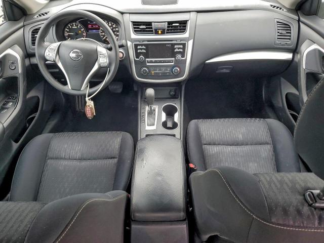 Nissan Altima 2.5 Image 10