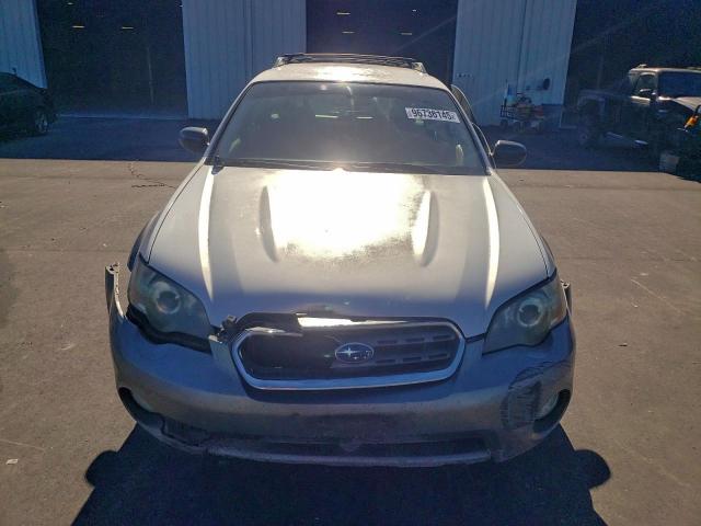 Subaru Legacy Outback 2.5i Image 14